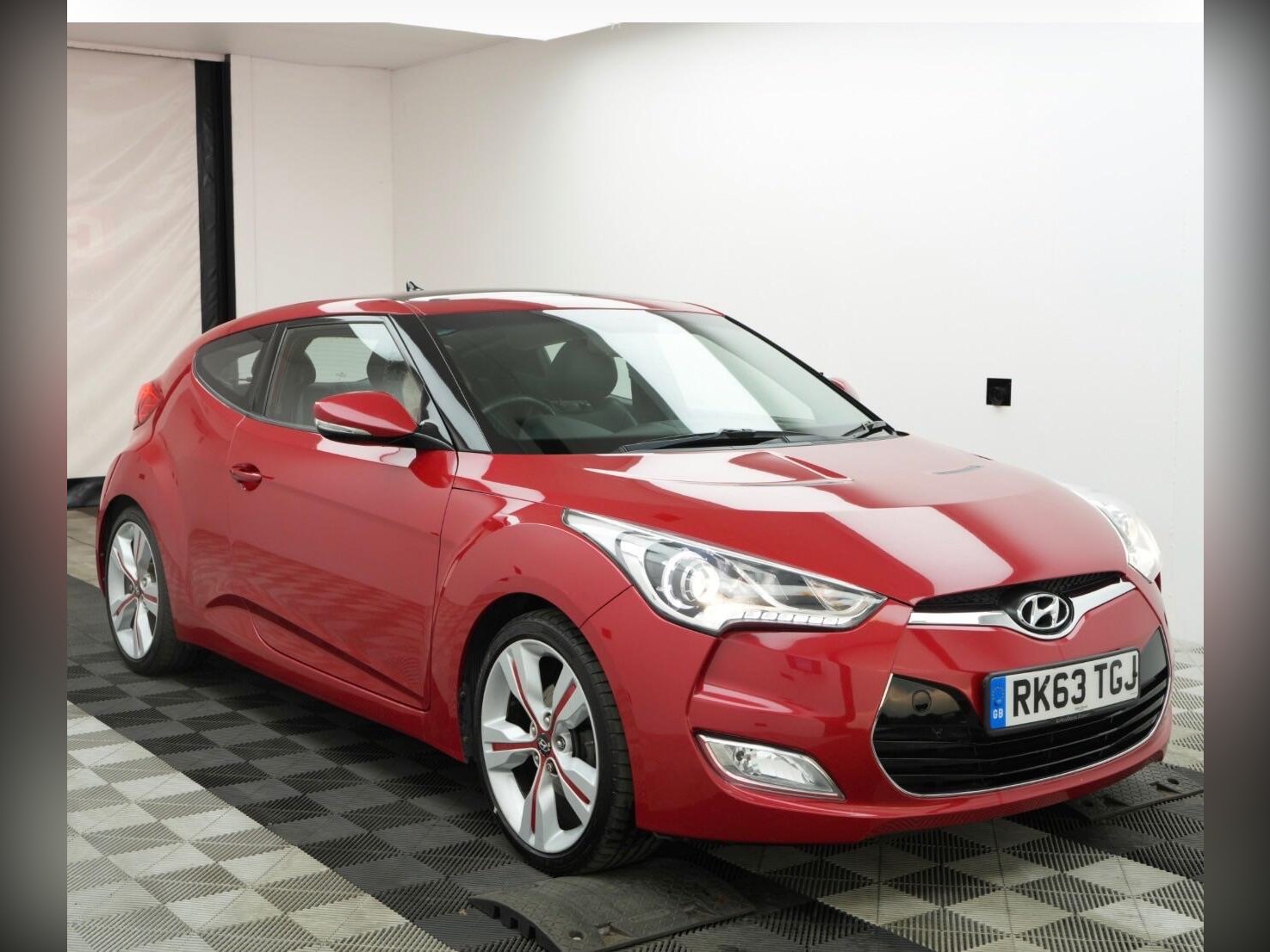 Hyundai Veloster