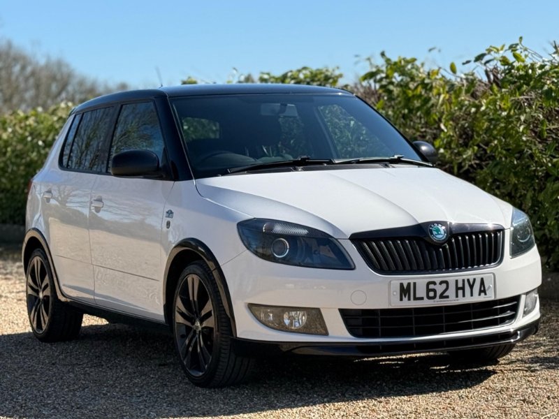 2012 FABIA 1.2 MONTE CARLO EURO 5 5DR MAKE SKODA MODEL FABIA BODY HATCHBACK... photo